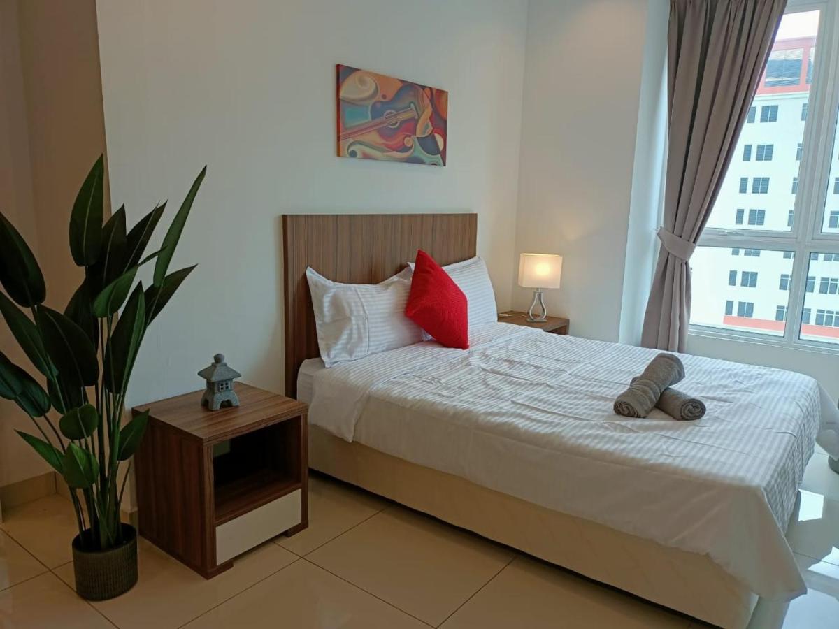 Family Suites At Mansion One By Maj 乔治敦 外观 照片