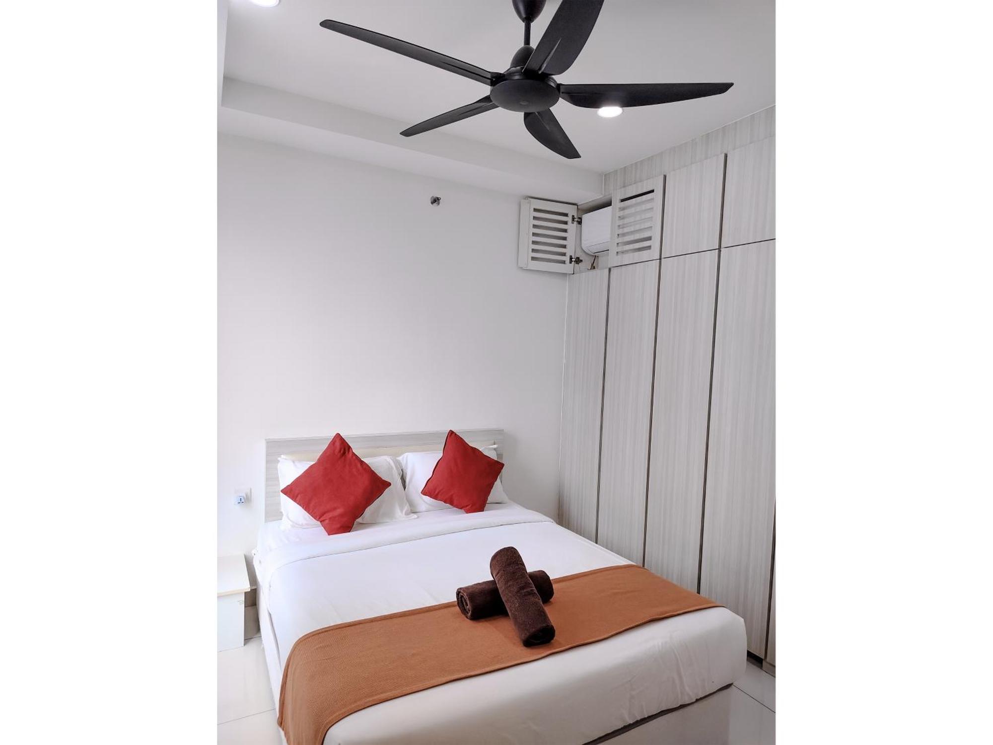 Family Suites At Mansion One By Maj 乔治敦 外观 照片